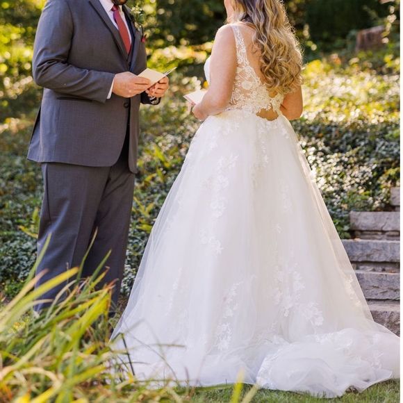 Moonlight Bridal J6781 - Picture 4 of 8